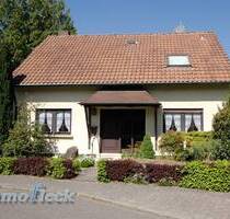 Charmantes, freistehendes 1-2 Familienhaus mit sonnigem Garten!!! - Püttlingen