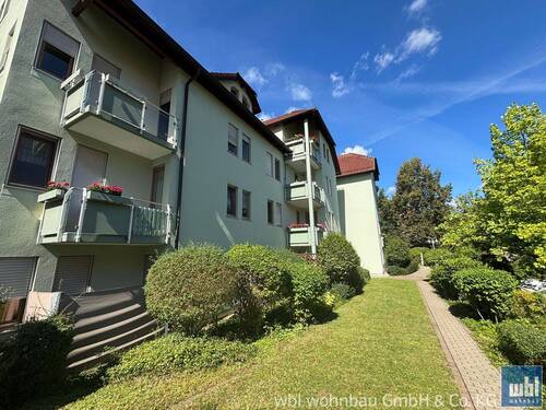 12 - Kleine, tolle Wohnung mit Terrasse
