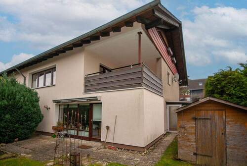 Aussenansicht - Dreifamilienhaus in Hahndorf - 435.000,00&nbsp;EUR Kaufpreis, ca.&nbsp; 290,00&nbsp;m&sup2;&nbsp;Wohnfl&auml;che