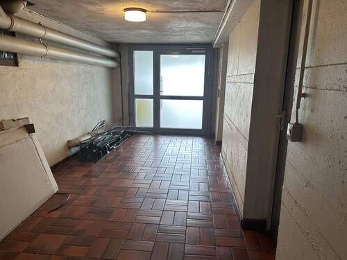 Eingang KG auch von außen - 