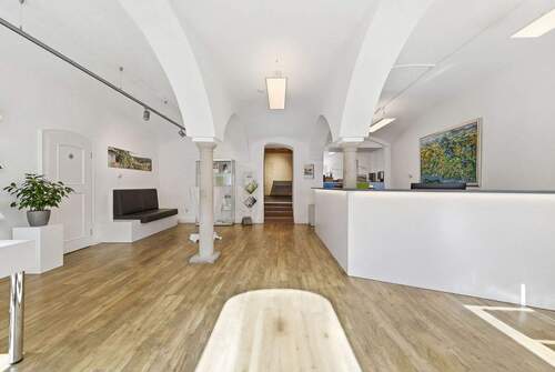 Laden-/Bürofläche im EG - Mehrfamilienhaus, Wohnhaus mit 255,00 m&sup2; in Untergriesbach zum Kaufen