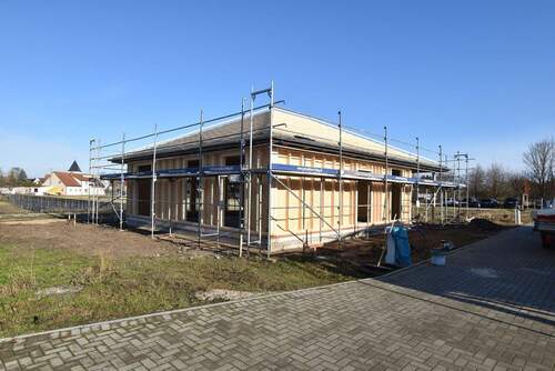 Hausansicht - 4 Zimmer Bungalow zur Miete in Löbnitz