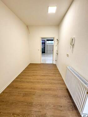 Raum 2 - Gewerbeobjekt (Büro, Produktion, Verkauf) in Schwarzenberg zur Miete