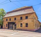 Monument der Geschichte - 1 Zimmer Mehrfamilienhaus, Wohnhaus zum Kaufen in Halle (Saale)