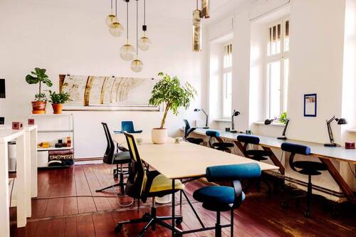 Bild 1 - Büro für bis zu 7 Personen, flexibel & möbliert in Neukölln
