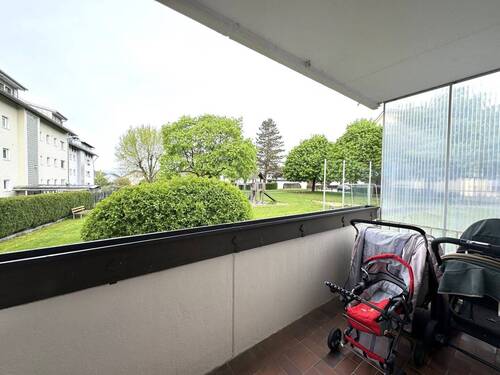 Balkon bei Schlafzimmer 1 - 