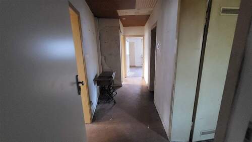 Diele - 5 Zimmer Etagenwohnung in Duisburg