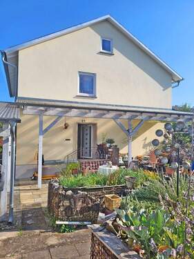 Hausansicht - 7 Zimmer Mehrfamilienhaus, Wohnhaus zum Kaufen in Bingen