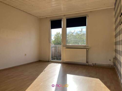 Und das zweite Schlafzimmer, sogar mit Balkon! - 