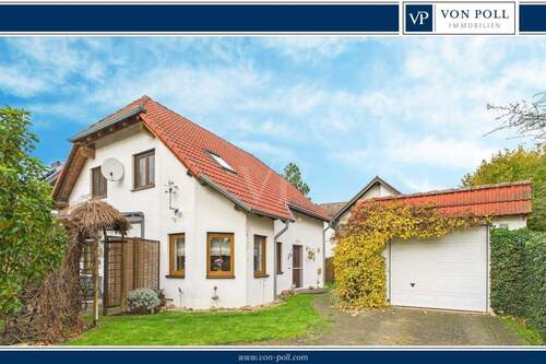 Frontansicht - Ruhig gelegenes Einfamilienhaus in beliebter Lage von Rudow - top gepflegt und bezugsbereit!