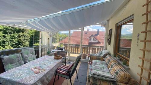 überdachter Terrasse und... - 