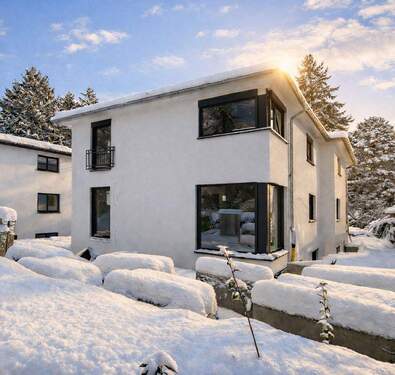 Strassenansicht - Schlüsselfertiges Familienidyll