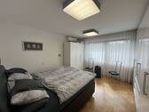 Schlafzimmer EG - 