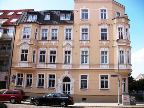 Objektansicht- Maxim Gorki Str. - 3 Zimmer Etagenwohnung zur Miete in Magdeburg