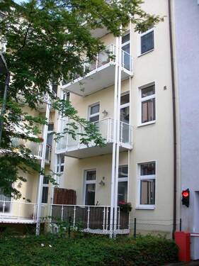 Balkone - Etagenwohnung mit 82,60 m&sup2; in Magdeburg zur Miete