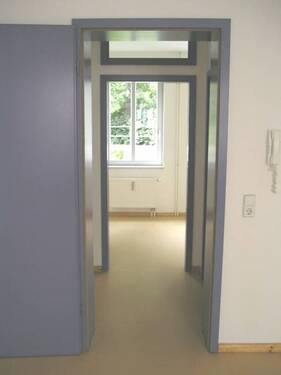 Durchgang - Büro zur Miete in Brandenburg an der Havel