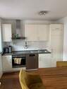 Küche im Wohnraum - Etagenwohnung mit 56,80 m² in Düsseldorf zur Miete