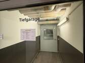 Tiefgaragen-Stellplatz - 