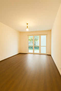 Wohnzimmer - 2 Zimmer Terrassenwohnung in Berlin