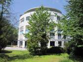 Gebäude. - * GERÄUMIG und REPRÄSENTATIV * - Praxis Kanzlei Büro Studio - zentrale und frequentierte Lage