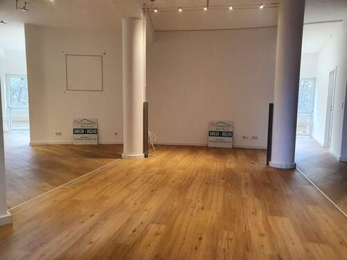 - - 5 Zimmer Büro in Waldkraiburg