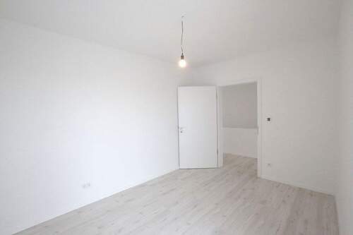 Zimmer 1 - 