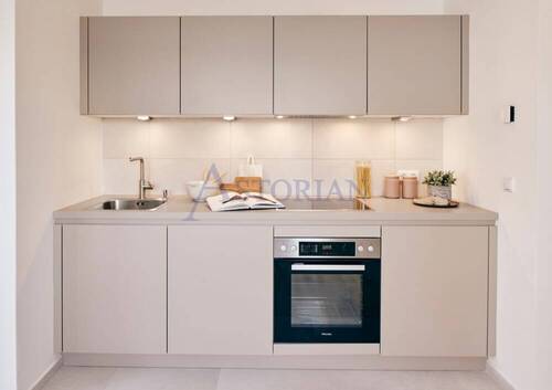 Küchenzeile - 3 Zimmer Etagenwohnung in Berlin