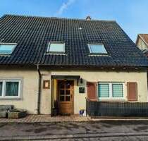 Einfamilienhaus mit Scheune und Entwicklungspotenzial - Keltern Niebelsbach