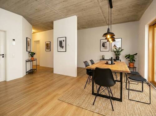 KI generiertes Einrichtugungsbeispiel_Wohn- und Esszimmer ELW - 