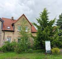 REIPISCH - Teilsaniertes, teilunterkellertes Einfamilienhaus in ruhiger Wohnlage - Braunsbedra Frankleben