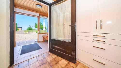 OG Umkleide mit Bad und Terrassenzugang - 