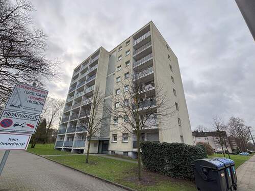Hausansicht - Schön aufgeteilte 75 m² Balkon-Wohnung in Herne mit 2 Balkonen direkt an der neuen Mitte Baukau!