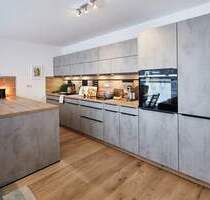 4-Zimmer Wohnung mit großem Balkon und Weitblick ! SOFORT BEZUGSFERTIG - Herzogenaurach