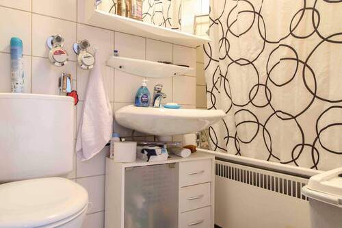 Bad - Einfamilienhaus in Pohlheim zum Kaufen