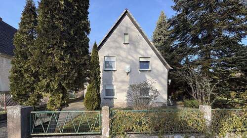 Frontansicht - Einfamilienhaus mit großem Gartengrundstück in naturnaher Waldrandlage von Welver
