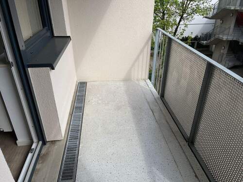 Balkon zum Innenhof - 2 Zimmer Etagenwohnung in Fürth