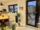 Wohnzimmer - 2 Zimmer Etagenwohnung in Neuss