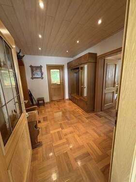 Eingangsbereich/Flur EG - Einfamilienhaus mit 185,00 m² in Brilon zum Kaufen