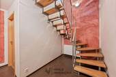 Innentreppe von UG ins EG - 