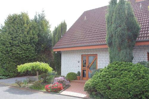 Hausansicht - 5 Zimmer Einfamilienhaus zum Kaufen in Enger