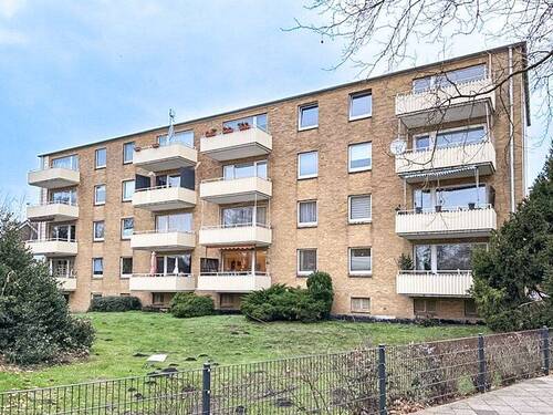 Außenansicht - SCHÖNE 3-ZIMMERWOHNUNG IN BUXTEHUDE
