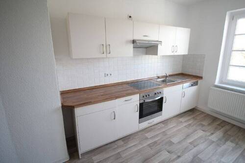 Küchenmöbel - schöne 2-Raum-Wohnung mit Balkon und Einbauküche