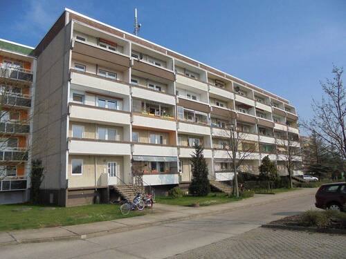 BHR 26-29.JPG - Renovierte 2-Raum Wohnung - 356,00&nbsp;EUR Kaltmiete, ca.&nbsp; 54,80&nbsp;m&sup2;&nbsp;Wohnfl&auml;che