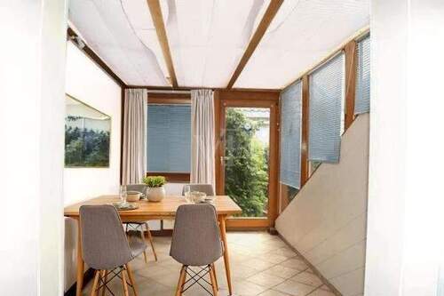 KI erstellt.Möglichkeit Wintergarten - 