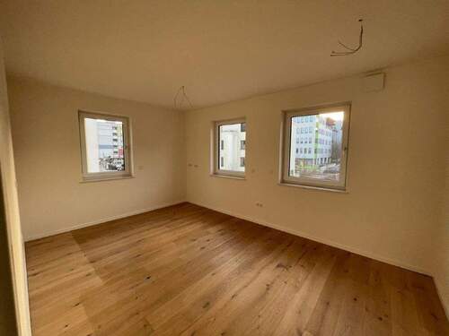 Schlafen - Etagenwohnung mit 101,00 m&sup2; in Regensburg zur Miete