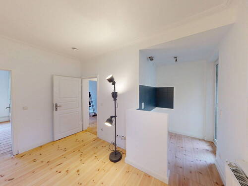 Wohnzimmer / Offene Küche - 