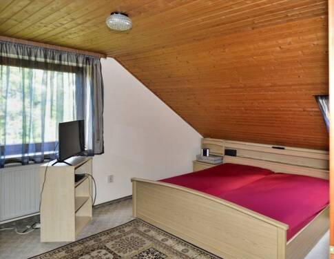 Schlafzimmer II DG - 
