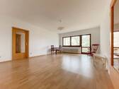 Wohnzimmer - Gut geschnittene 4-Zimmerwohnung in beliebter Lage
