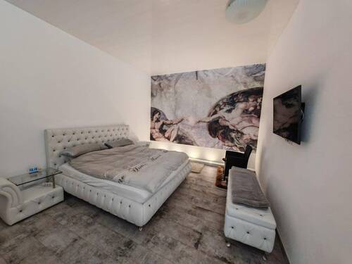 Schlafzimmer EG 1/2 - 