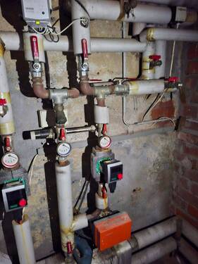 Heizungsverteilung_Keller.jpg - 